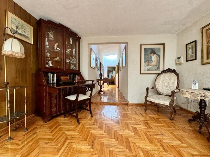 Casa para actualizar en venta - Jardines del Pedregal