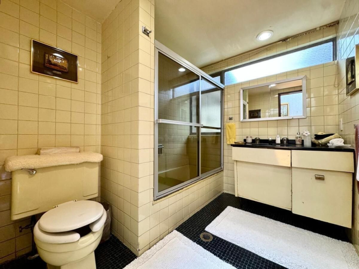 Casa para actualizar en venta - Jardines del Pedregal
