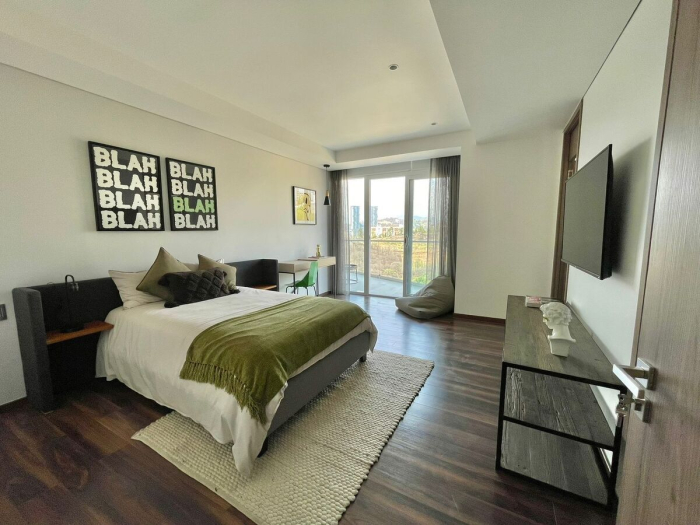 DEPARTAMENTO AMUEBLADO Y EQUIPADO EN VENTA EN BOSQUE REAL, DESARROLLO IVY