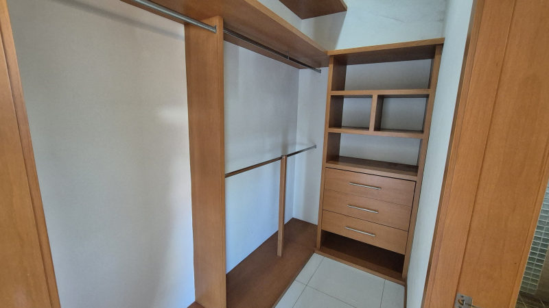Casa En Venta En Jardin Real. Dentro De Coto