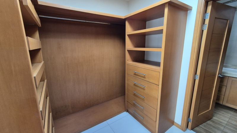 Casa En Venta En Jardin Real. Dentro De Coto