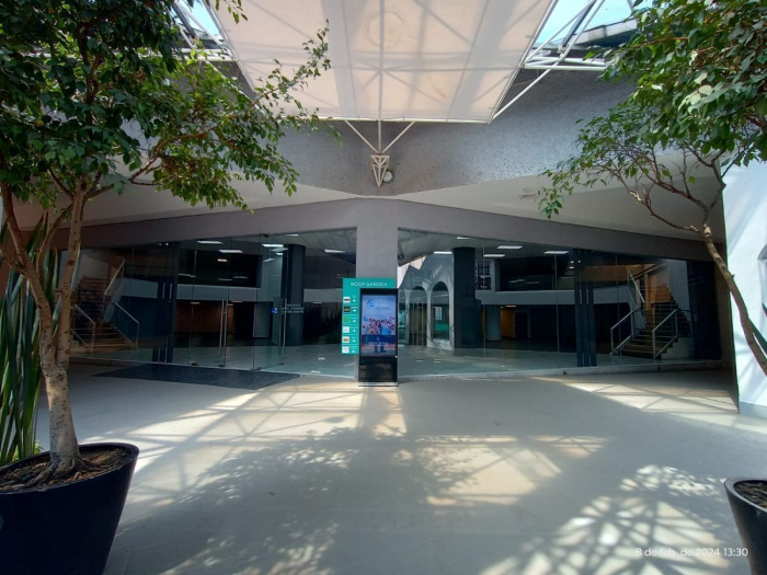 local sub 17 en renta, roof garden, centro comercial interlomas