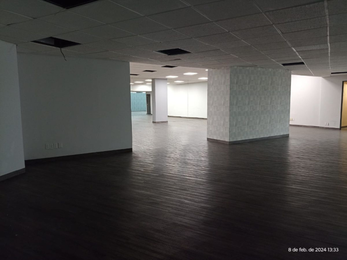 local sub 17 en renta, roof garden, centro comercial interlomas