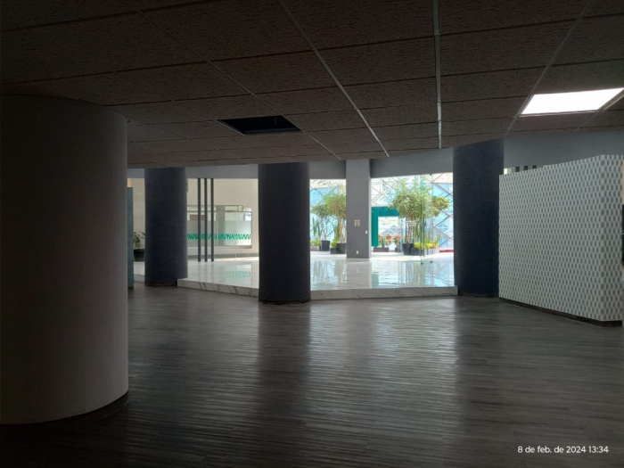 local sub 17 en renta, roof garden, centro comercial interlomas