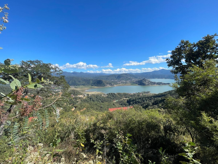Venta de Terreno de 1257.09 m2 en el Santuario fraccionamiento ecológico Pato 1