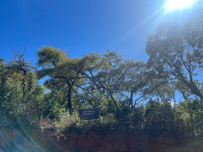 Venta de Terreno de 951.07 m2 en el Santuario fraccionamiento ecológico Tucán 1