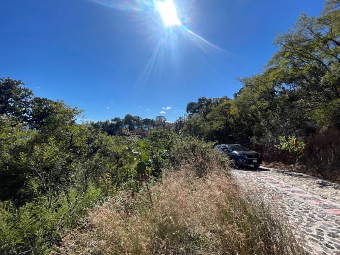 Venta de Terreno de 951.07 m2 en el Santuario fraccionamiento ecológico Tucán 1