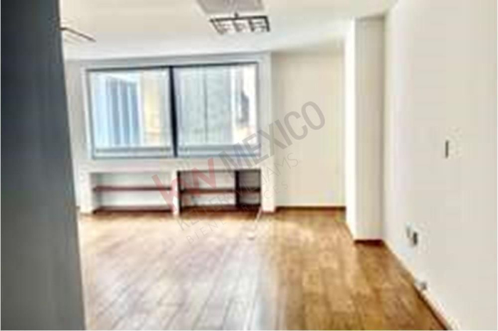 renta oficinas 68m2 interlomas primer piso