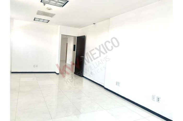oficinas renta interlomas 87 m2 primer piso.