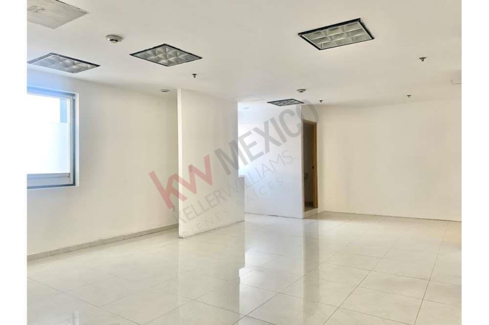 oficinas renta interlomas 87 m2 primer piso.