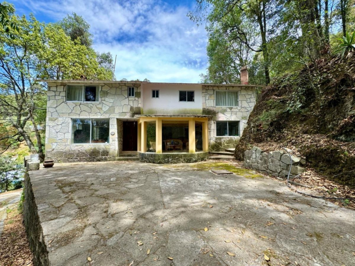 Magnifico Terreno con Casa - Mineral del Chico.