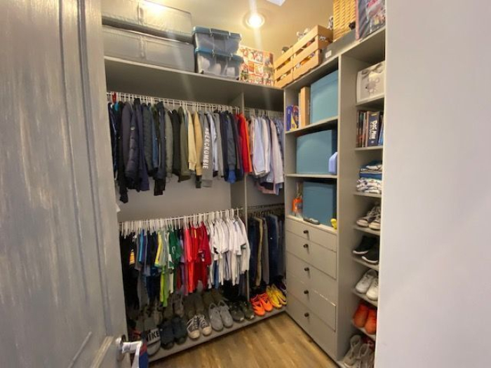 Estupenda Casa en Venta. 2 filtros de seguridad. Amplitud.