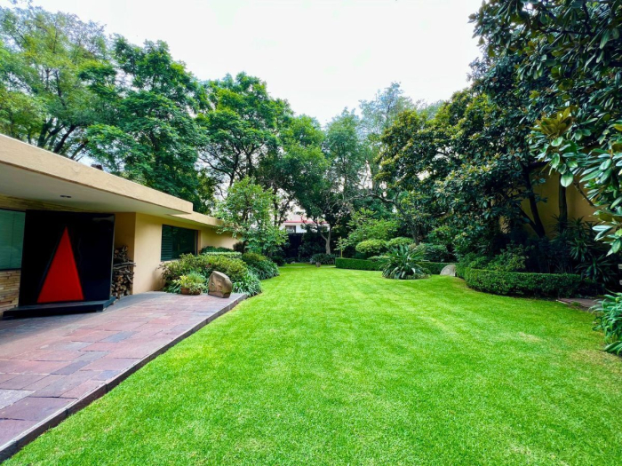 Casa en venta - Avenida Conscripto, Lomas Hipódromo