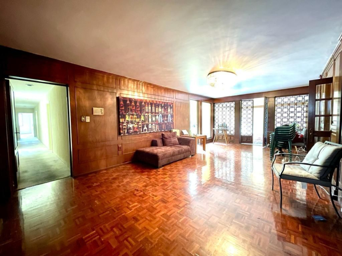 Casa en venta - Avenida Conscripto, Lomas Hipódromo