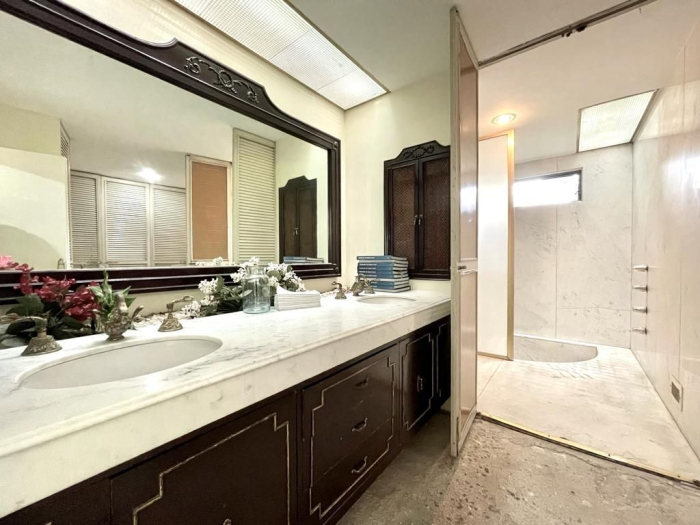 Casa en venta - Avenida Conscripto, Lomas Hipódromo