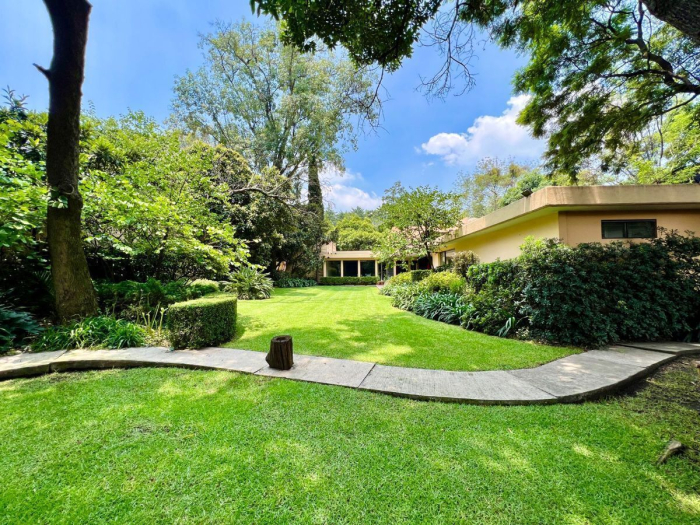 Casa en venta - Avenida Conscripto, Lomas Hipódromo