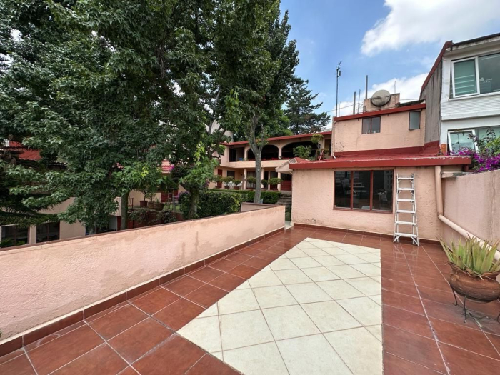 Espectacular casa en venta - Lomas de Tecamachalco