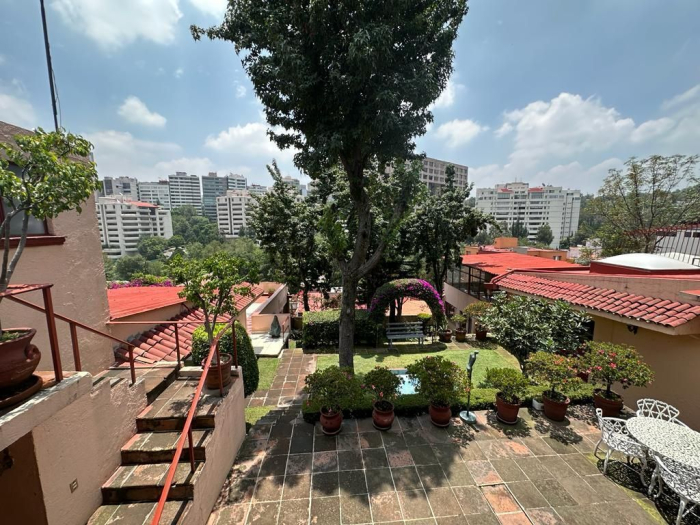 Espectacular casa en venta - Lomas de Tecamachalco