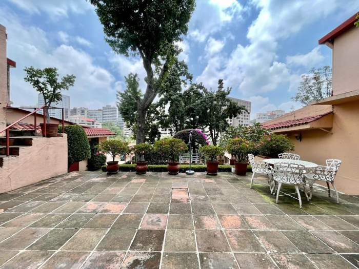 Increíble casa en venta - Lomas de Tecamachalco