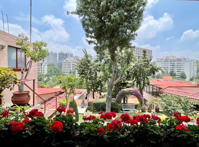 Increíble casa en venta - Lomas de Tecamachalco