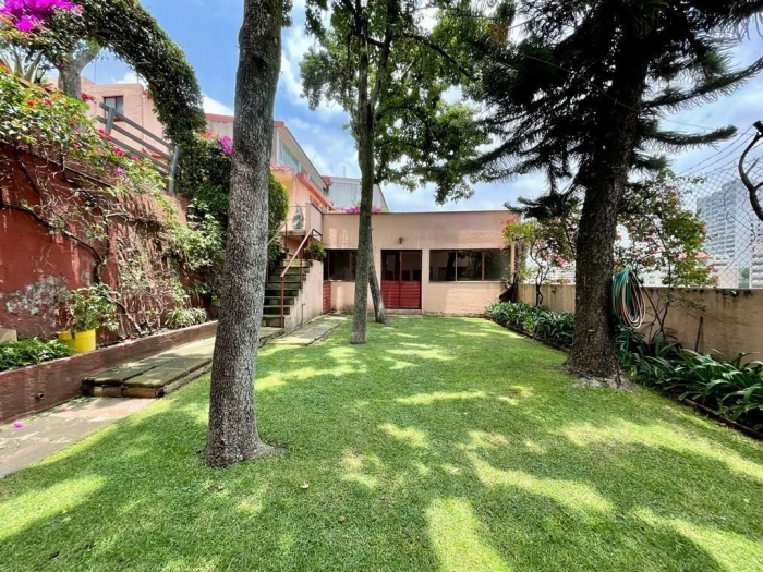 Increíble casa en venta - Lomas de Tecamachalco