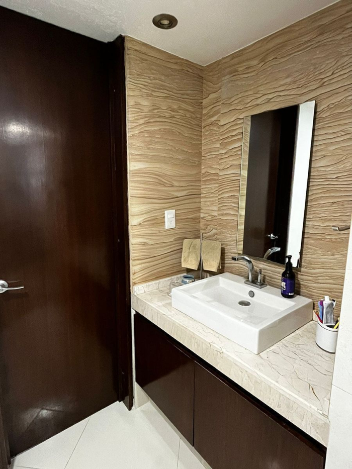 departamento remodelado en venta, en twin towers