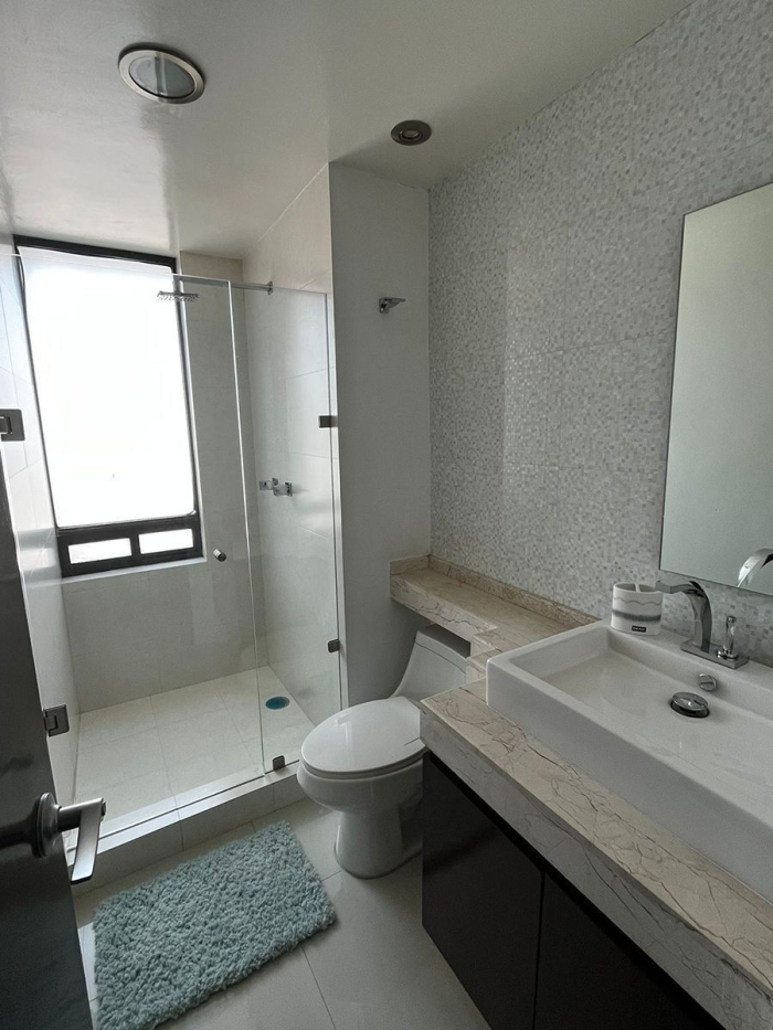 departamento remodelado en venta, en twin towers