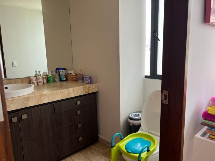 departamento en venta en interlomas, baja de precio!! muy iluminado,