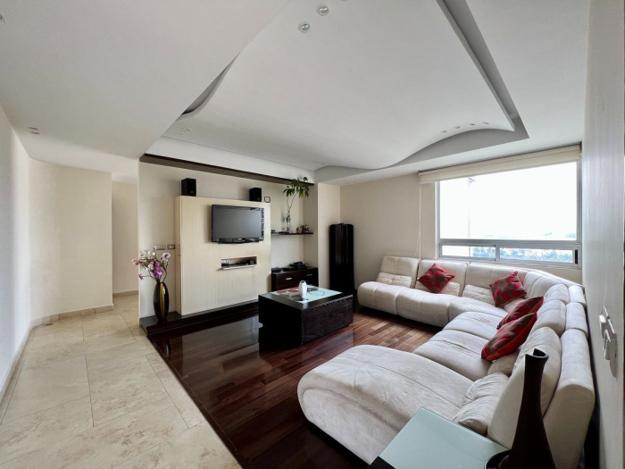 Departamento en venta en Bosque Real