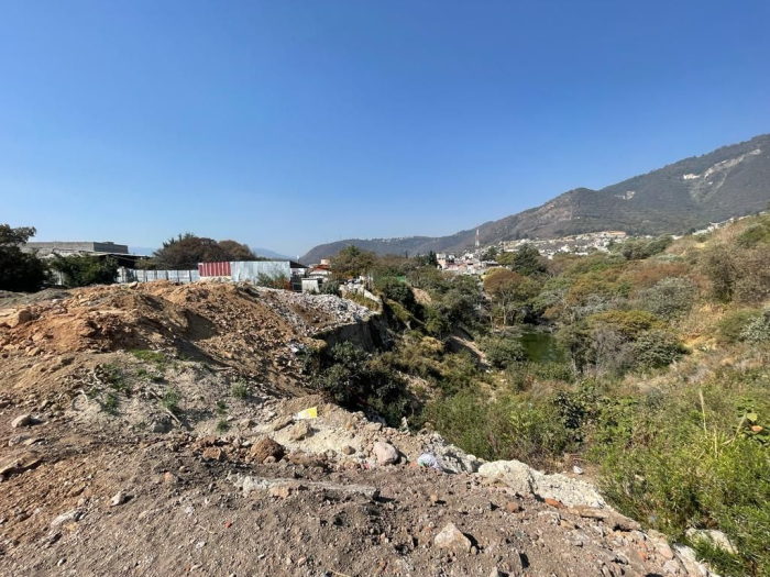 Increible Terreno en venta - San Bartolomé Coatepec