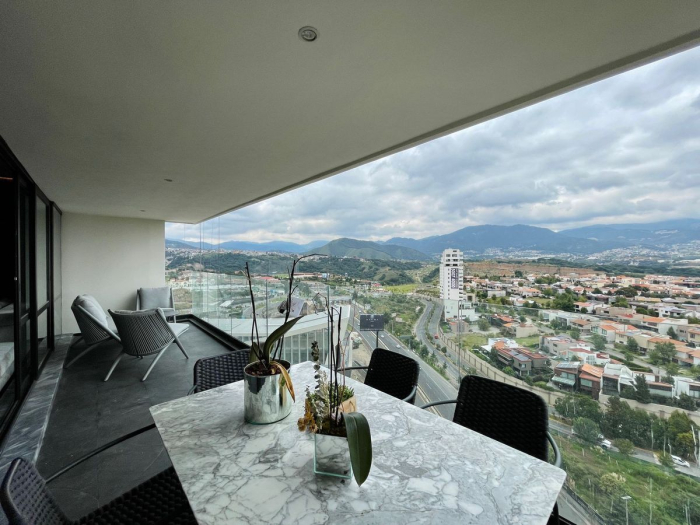 departamento amueblado de lujo a la venta en residencial manigua