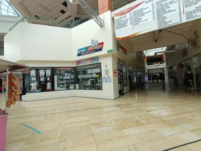 local ancla en central de plazas sobre avenida central ¡baja de precio!
