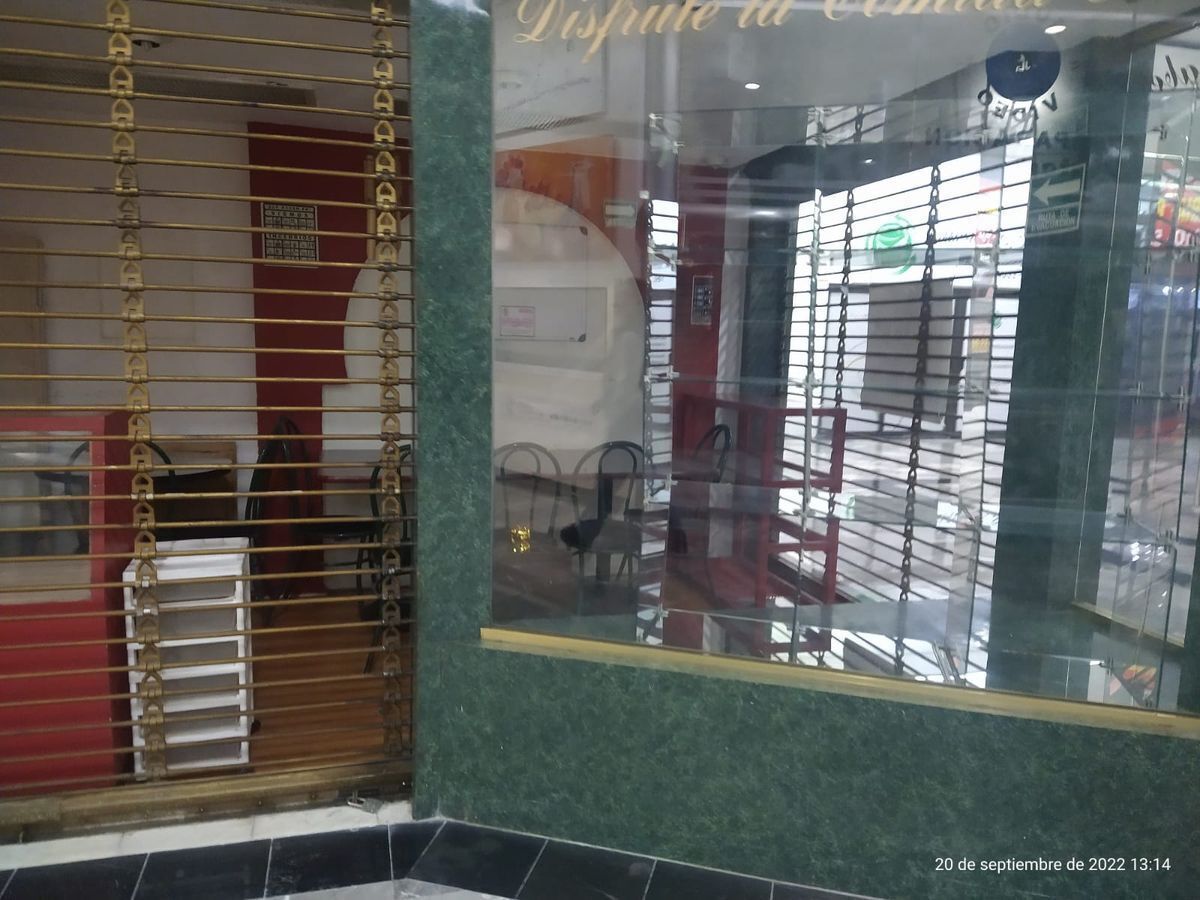 local en renta nbis44, centro comercial interlomas $7,000.00 + iva + mtto