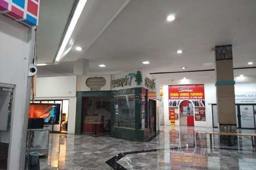 local en renta nbis44, centro comercial interlomas $7,000.00 + iva + mtto