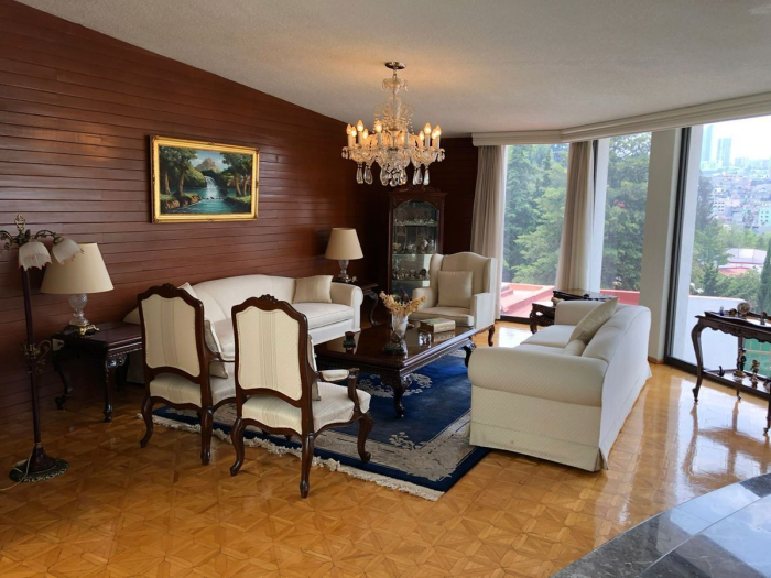 Vendo Residencia en cerrada en Bosques de la Herradura.