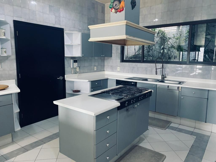 Vendo Residencia en cerrada en Bosques de la Herradura.
