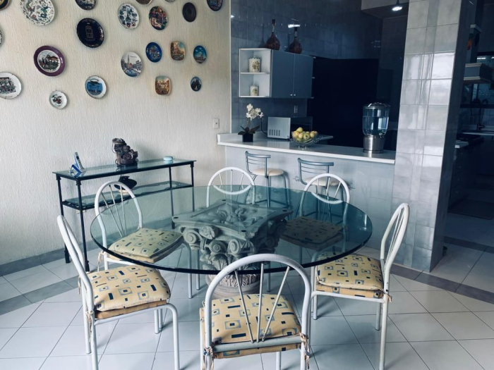 Vendo Residencia en cerrada en Bosques de la Herradura.