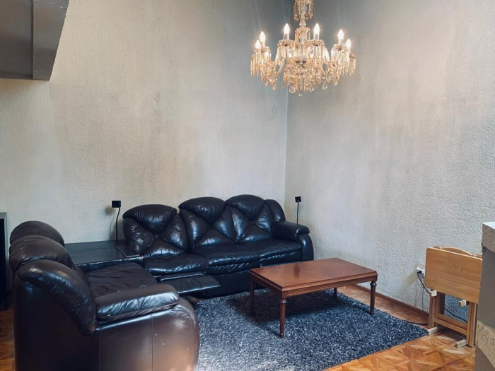 Vendo Residencia en cerrada en Bosques de la Herradura.