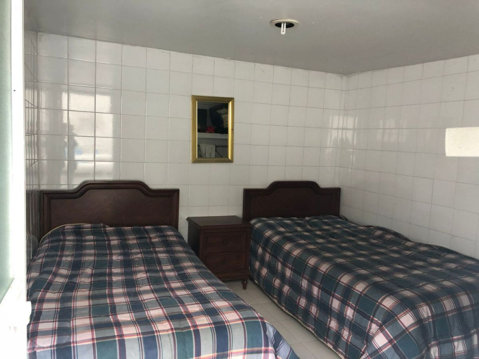 Vendo Residencia en cerrada en Bosques de la Herradura.
