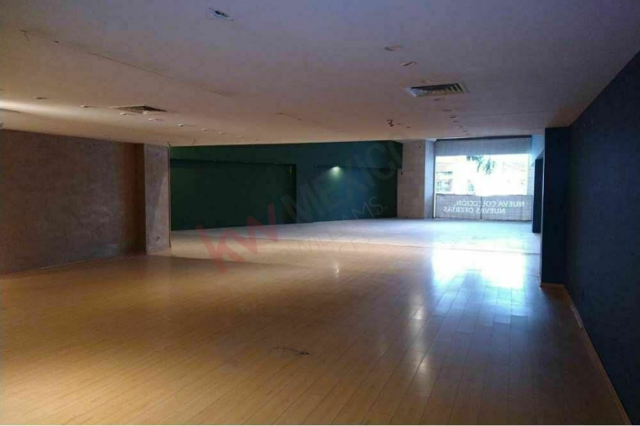 local subancla 9a/10a y 10b de 947.83 m2 en renta en centro comercial interlomas