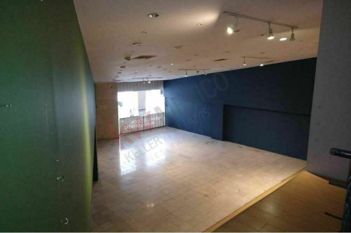 local 9b 359.21 en renta planta principal cci $152,662.00 + iva + mtto
