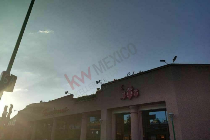 local 9b 359.21 en renta planta principal cci $152,662.00 + iva + mtto