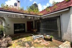 Venta de casa como terreno en condominio horizontal