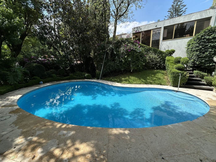 Casa en Renta,  un nivel, embajadas, Lomas de Tecamachalco, Naucalpan de Juarez