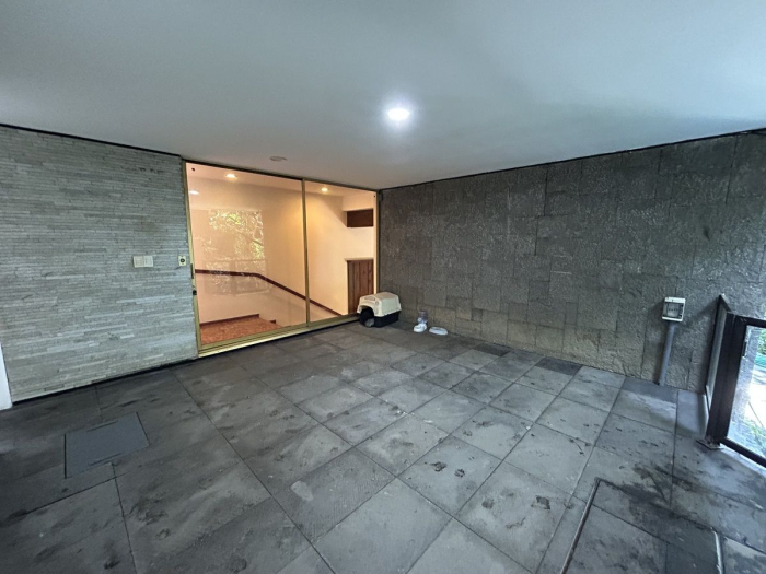 Casa en Renta,  un nivel, embajadas, Lomas de Tecamachalco, Naucalpan de Juarez