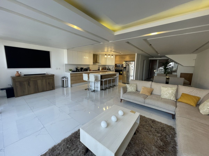 Departamento en Venta, 4 recamaras en Lomas Anáhuac, Huixquilucan