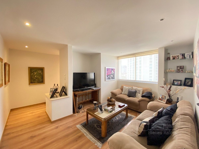 departamento en venta en hacienda de las palmas, interlomas