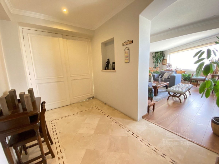 departamento en venta en hacienda de las palmas, interlomas