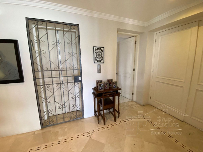 departamento en venta en hacienda de las palmas, interlomas