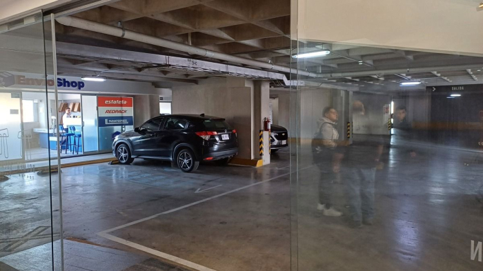 Oficina en Venta en Dolmen Center en Bosque Real,  Huixquilucan